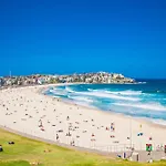 Rosebery Near Airport & Train & Shops